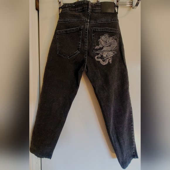 Jeans - Picture 2 of 3